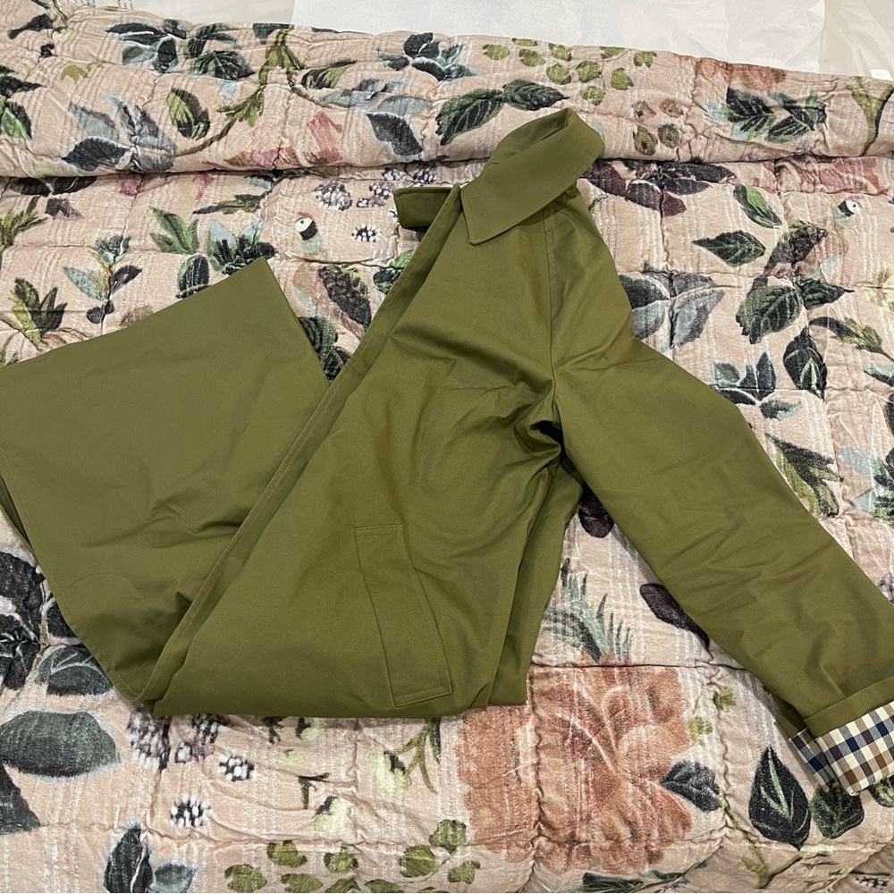 Trench Coat - Picture 4 of 6